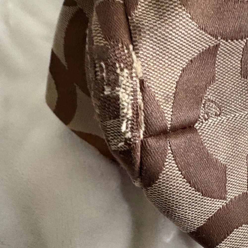 Coach Tan and Brown Signature Shoulder Bag - Picture 7 of 10